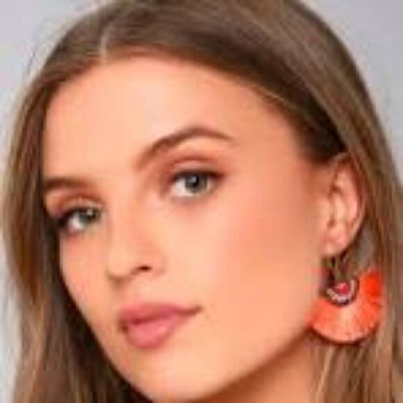 NWT Shashi Sophie Black Earrings Fringe Woven Boho Embroidered Fan Tassel Gold - Picture 5 of 5